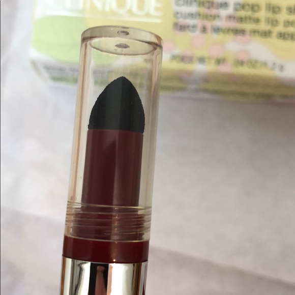 Clinique Pop Lip Shadow Matte Lip Powder Crimson - Picture 3 of 4